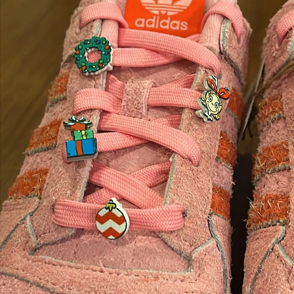 Adidas Forum Low CL The Grinch Shoes Sneakers new pink ID8895 Women’s Size 8 - Picture 7 of 16